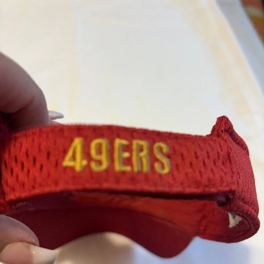 Vintage Men's San Francisco 49ers '47‎ Brand Clean Up Visor in scarlet